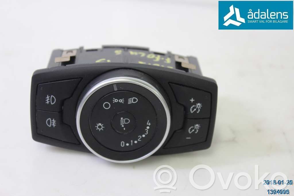Ford Focus Light switch 