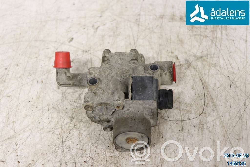 Volvo S90, V90 Scheinwerfer 