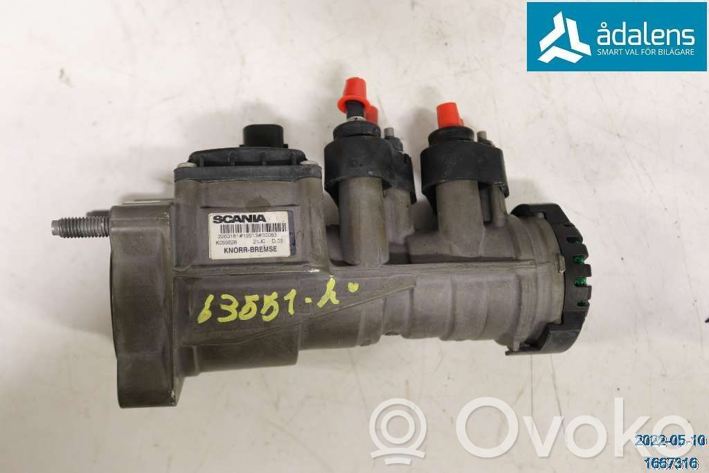 Scheinwerfer   2263181