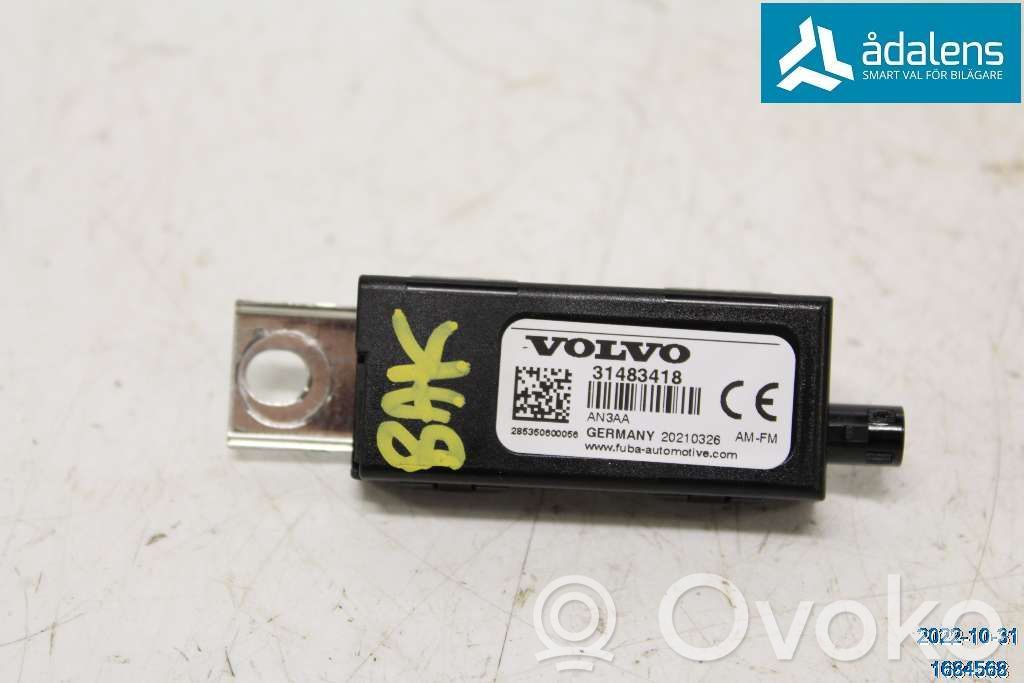 Volvo XC40 Antenos stiprintuvas 