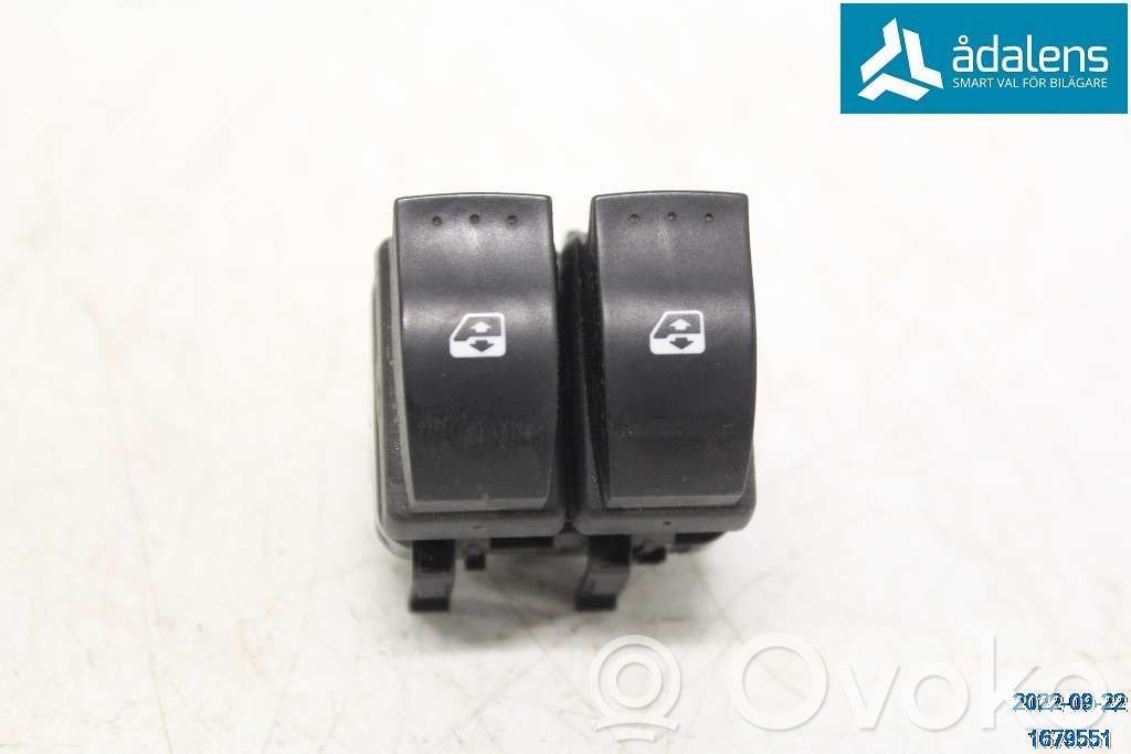 Opel Movano B Electric window control switch 