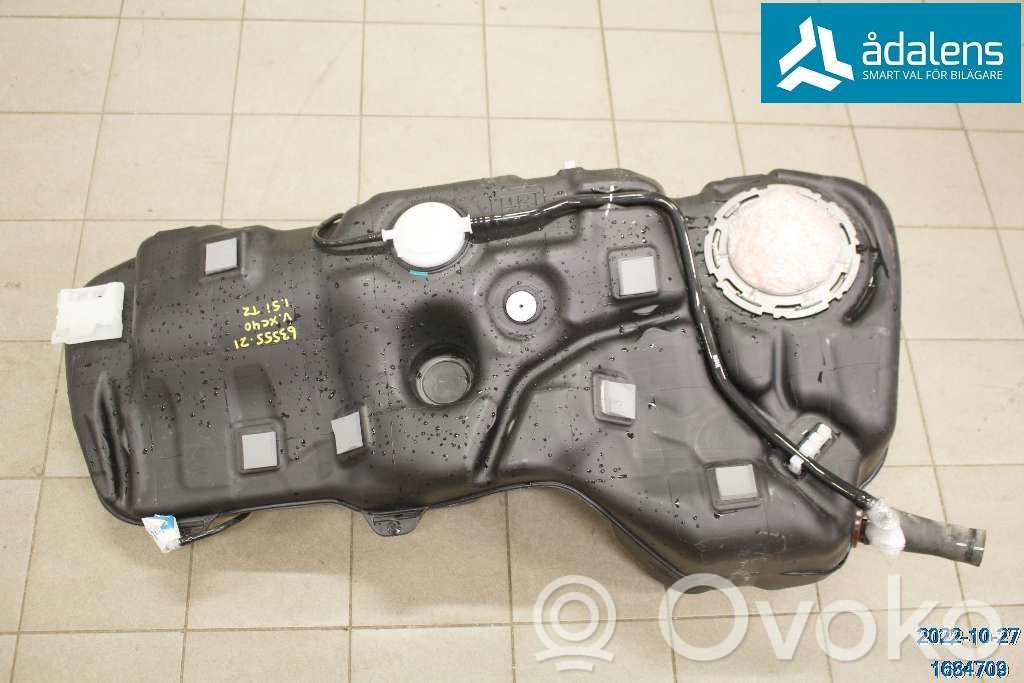 Volvo XC40 Polttoainesäiliö 