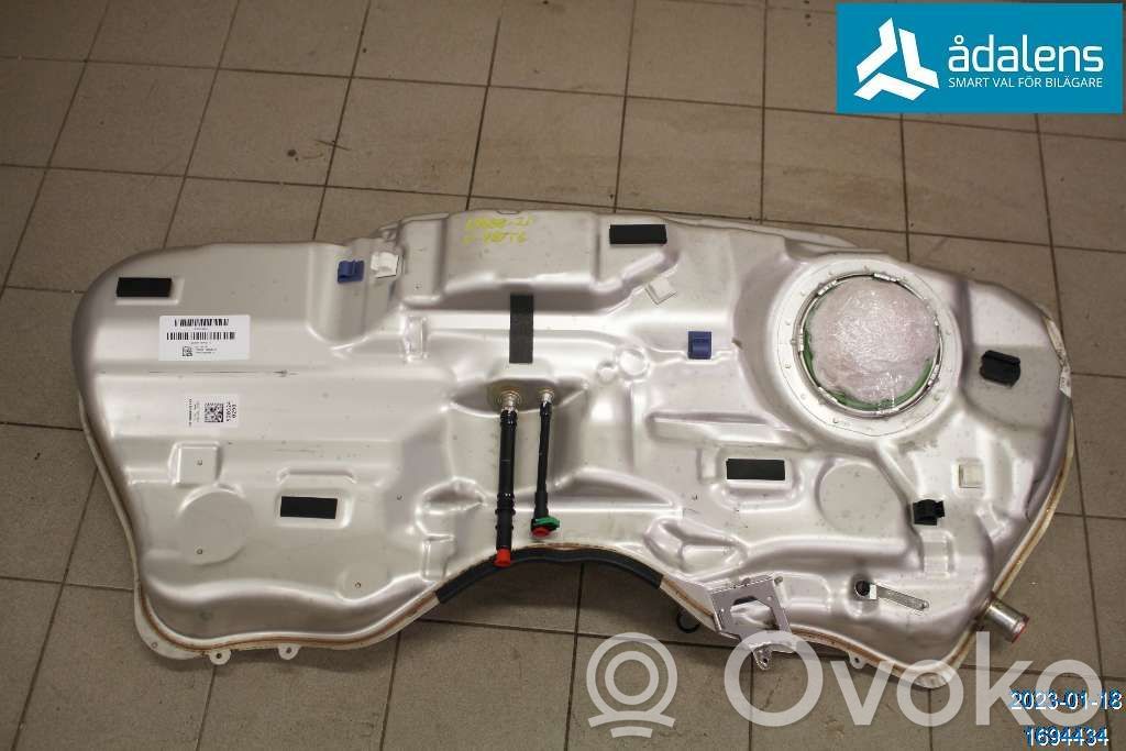 Volvo V60 Polttoainesäiliö 
