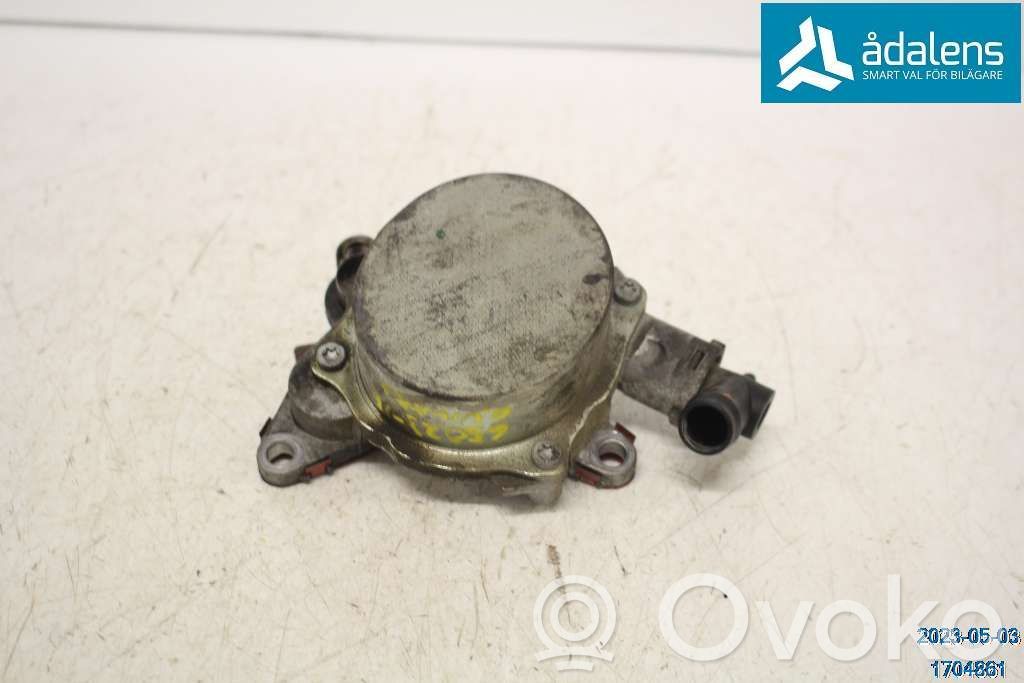Opel Vivaro Bomba de vacío 