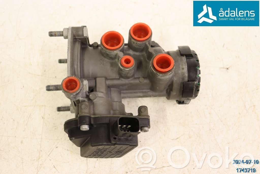 Volvo S90, V90 Scheinwerfer 