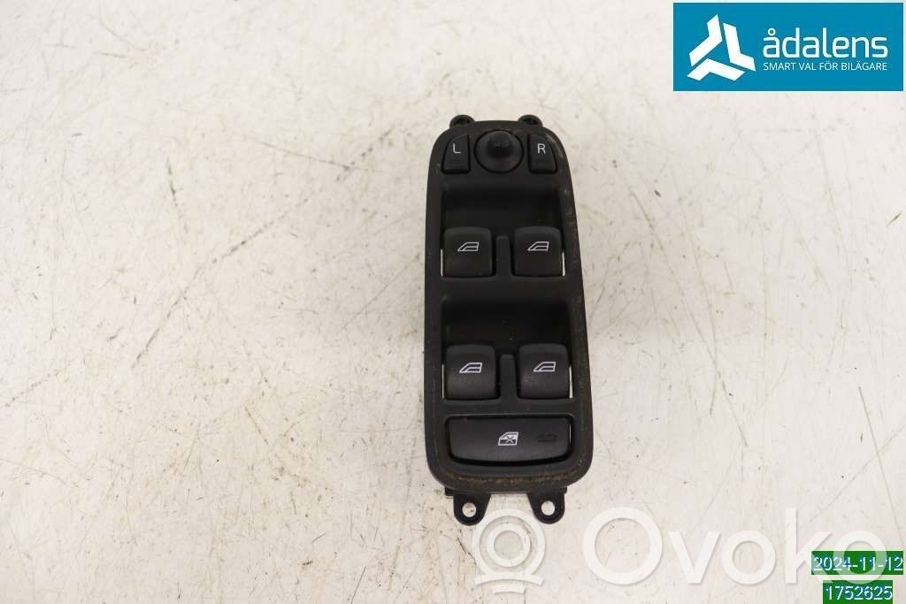 Electric window control switch   31334345,31272008