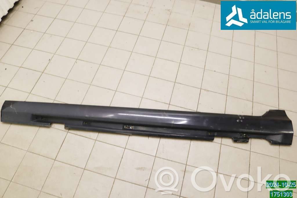Volvo V60 Slenkstis 
