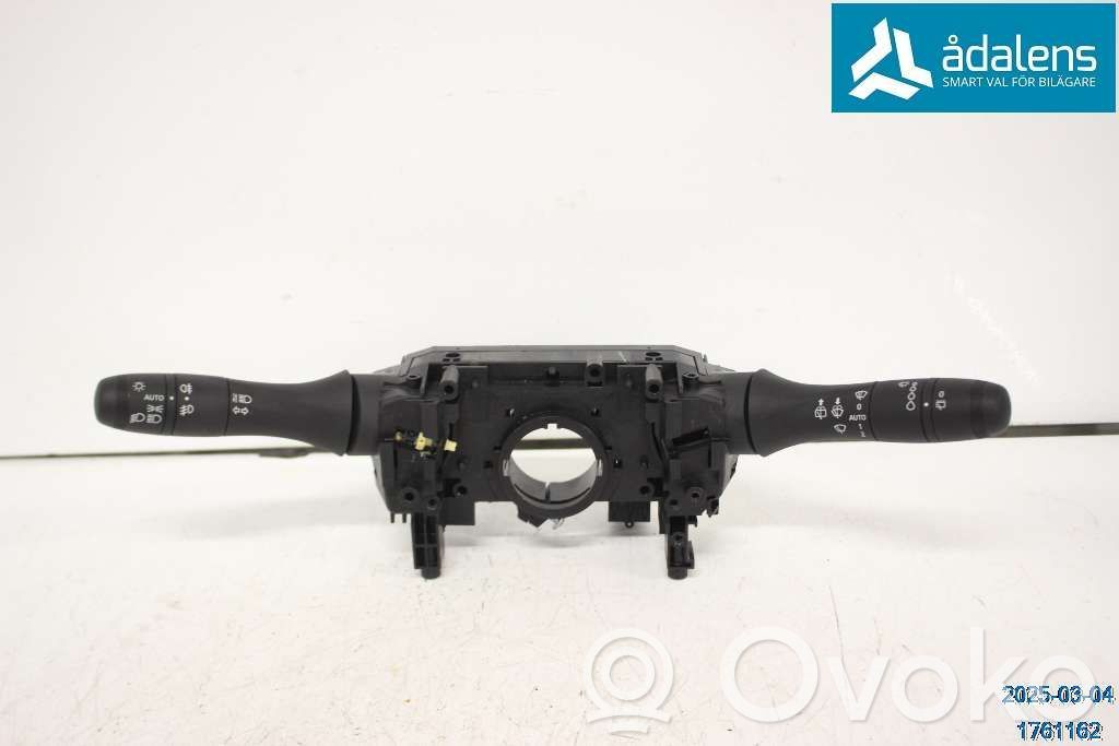 Dacia Duster II Rokturu komplekts 
