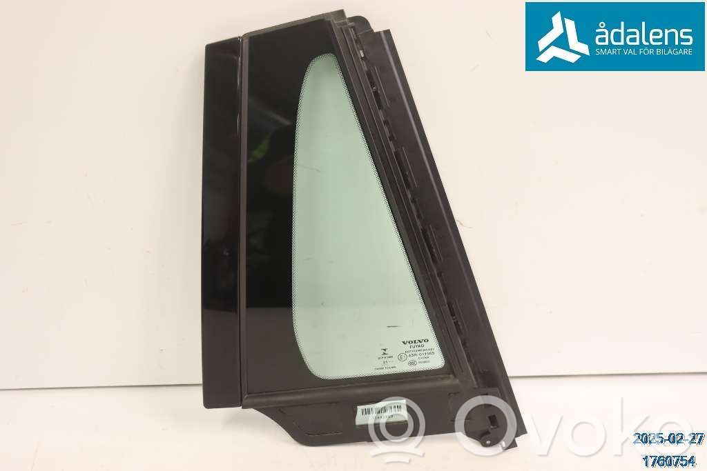 Volvo V60 Ventanilla de ventilación de la puerta trasera 