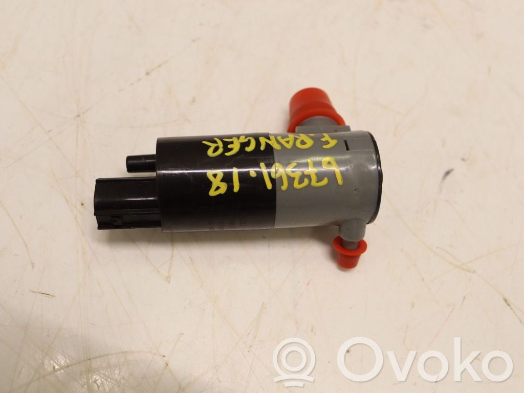 Windscreen/windshield washer pump   2407206,8A6917K624AA