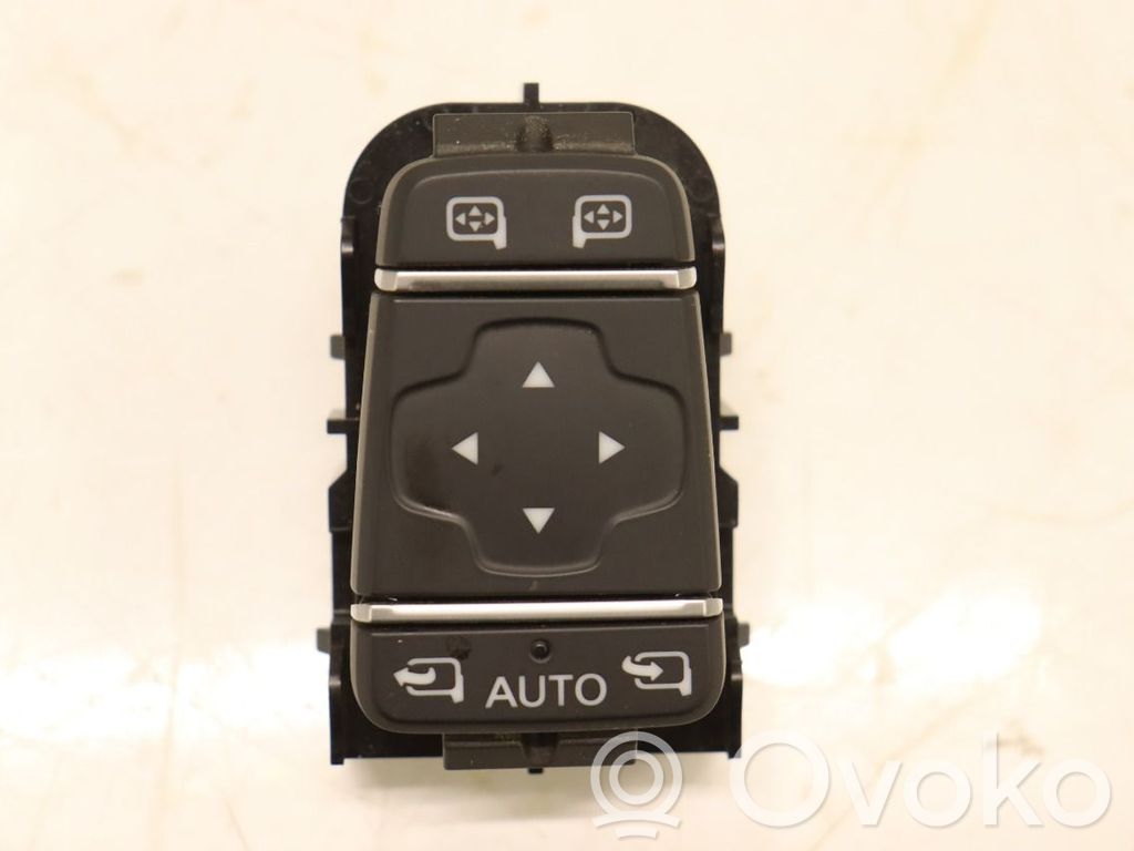 Renault Trafic III (X82) Wing mirror switch 