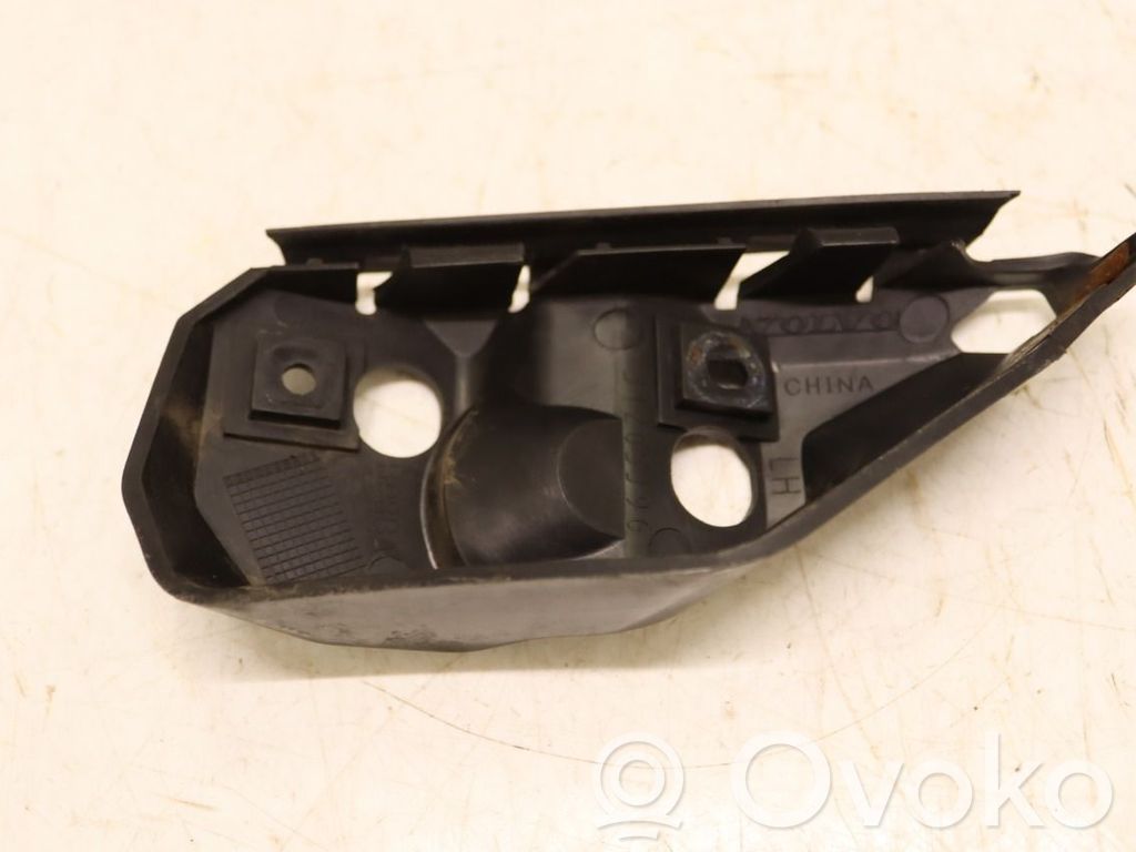 Volvo V50 Front bumper mounting bracket 