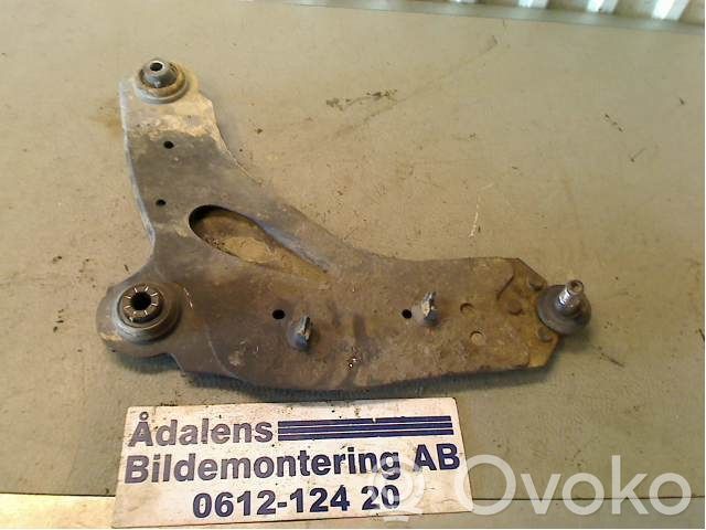 Renault Trafic II (X83) Querlenker Achsschenkel vorne 