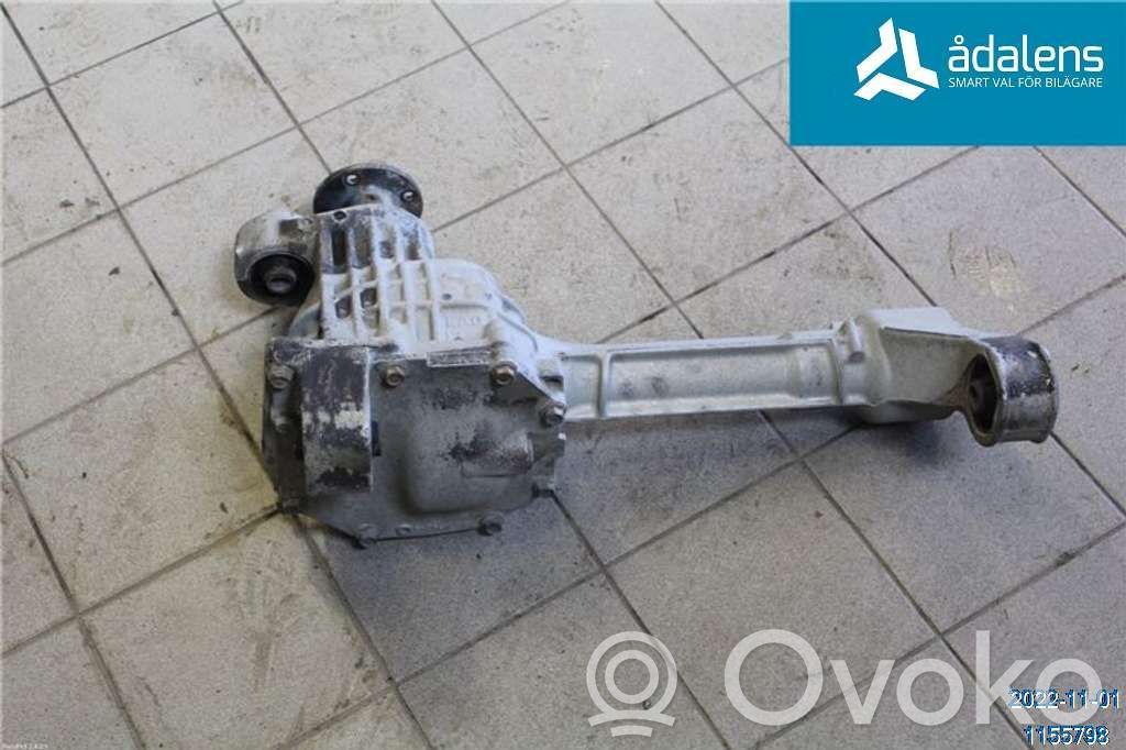 Nissan Navara D40 Mechanizm różnicowy przedni / Dyferencjał 