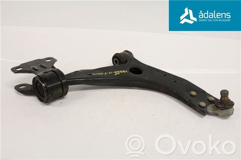 Ford Focus Front lower control arm/wishbone 