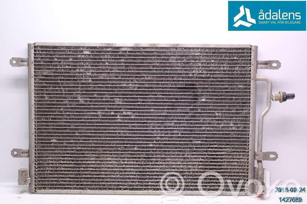 Audi A4 S4 B6 8E 8H Radiator răcire A/C (condensor) 