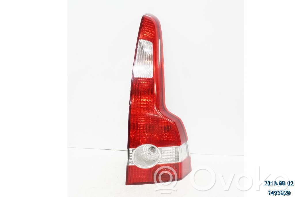 Volvo V50 Aizmugurējais lukturis virsbūvē 