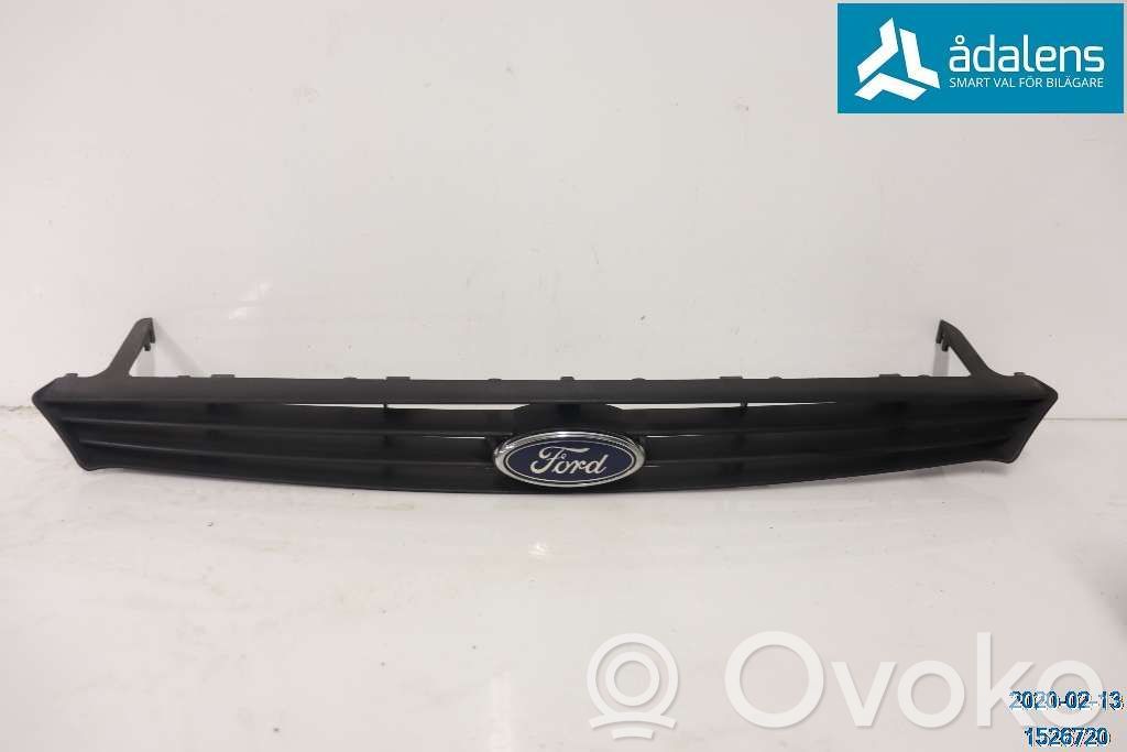 Ford Focus Front bumper lower grill 