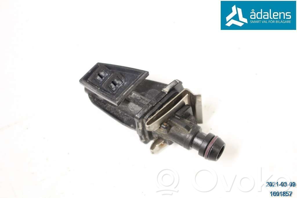 BMW X3 E83 Headlight washer spray nozzle 