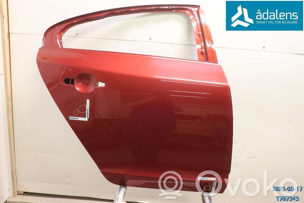 Volvo S60 Puerta trasera 