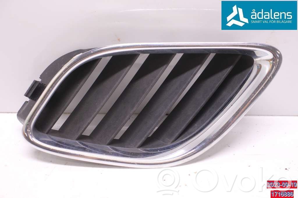 Saab 9-5 Front bumper lower grill 