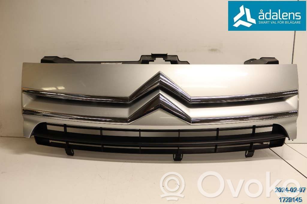 Citroen Jumpy Front bumper lower grill 