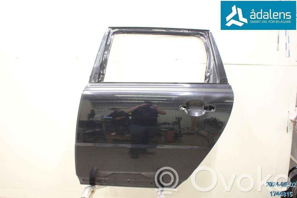 Volvo V70 Galinės durys 