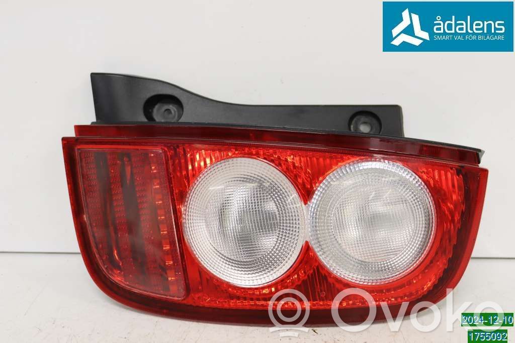Nissan Micra Lampă spate în caroserie 