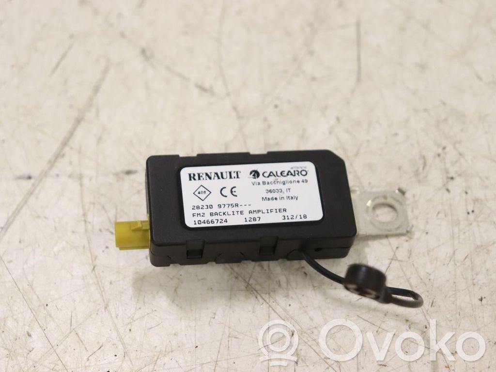 Renault Megane IV Amplificador de antena aérea 