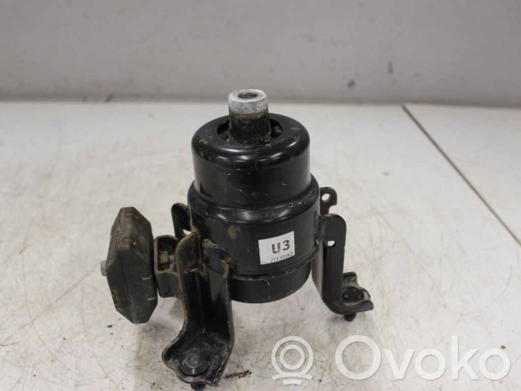 Toyota RAV 4 (XA50) Engine mounting bracket 
