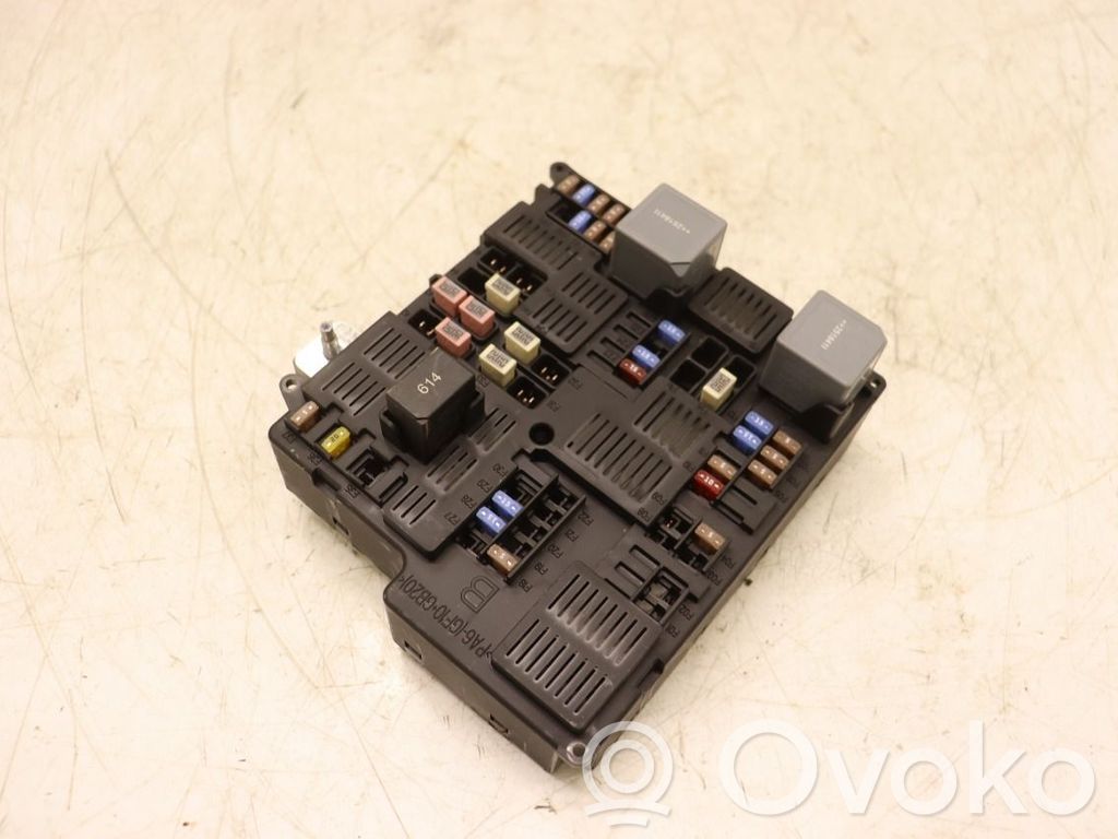 Volvo XC90 Fuse module 