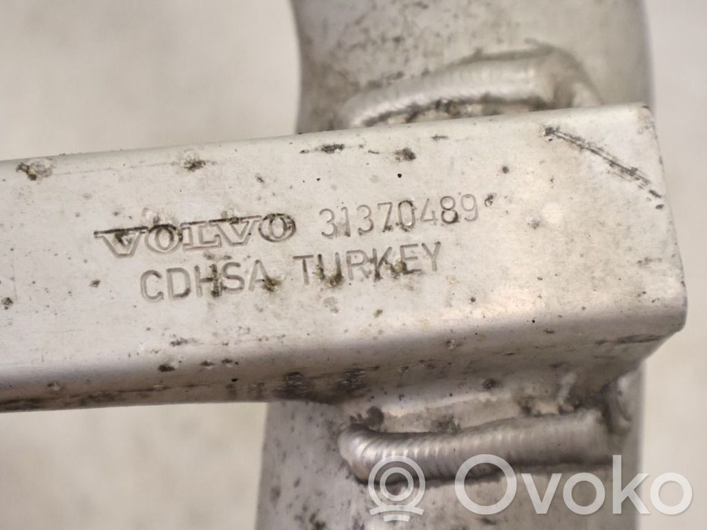 Volvo V70 Wąż / Rura intercoolera 