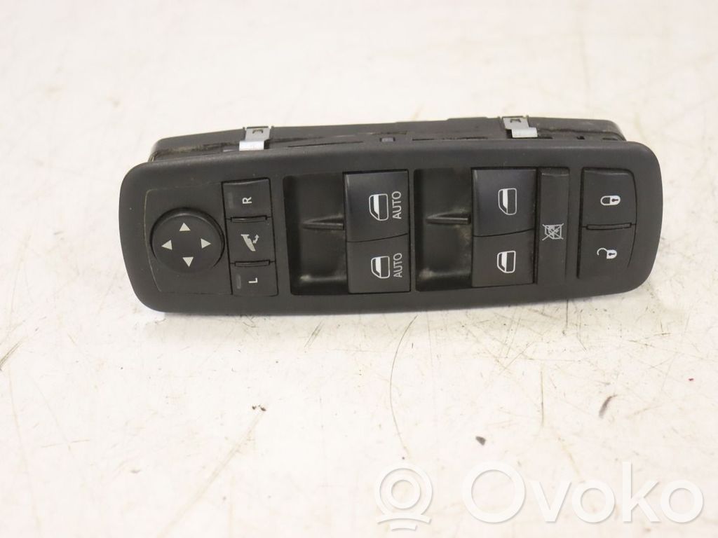 Dodge RAM Electric window control switch 