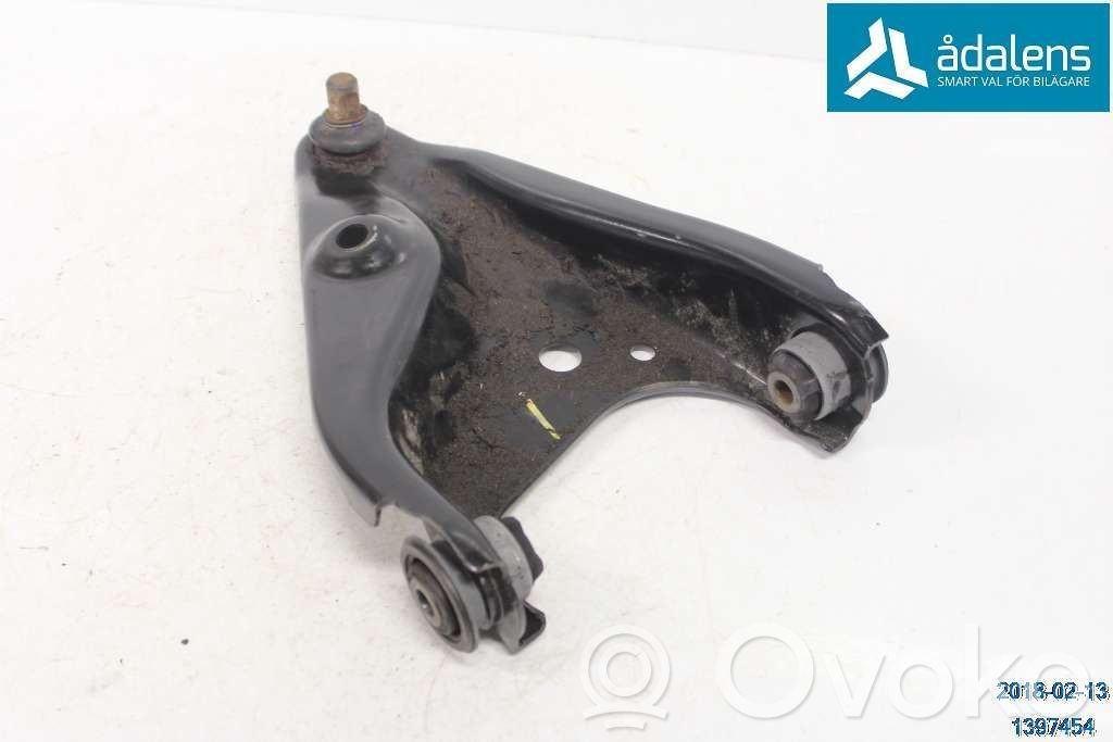 Dacia Sandero Fourchette, bras de suspension inférieur avant