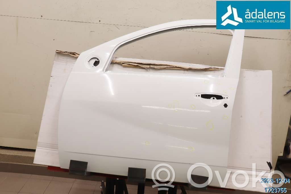 Dacia Duster Durvis 