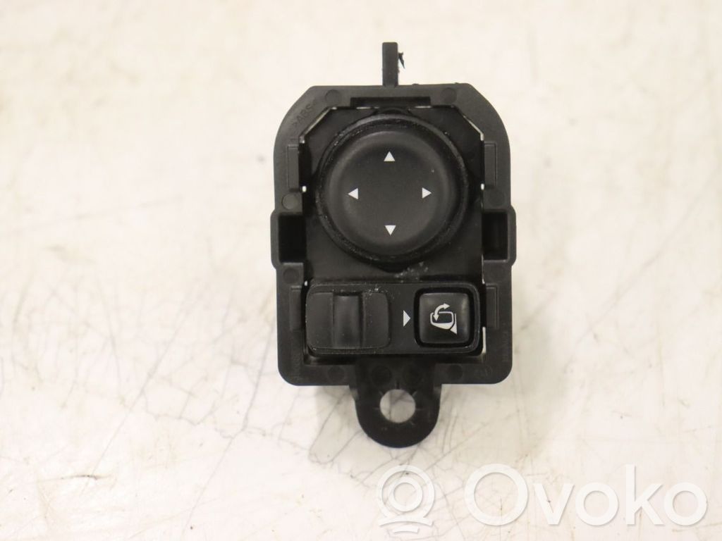 Renault Kadjar Interruptor del espejo lateral 
