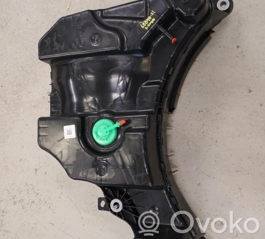 AdBlue-nestesäiliö   172A25422R,172A25422R