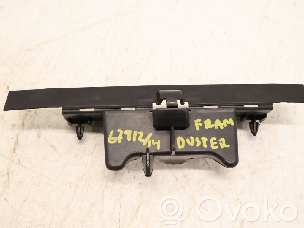 Dacia Duster Halterung Schlossträger Frontträger Frontmaske 