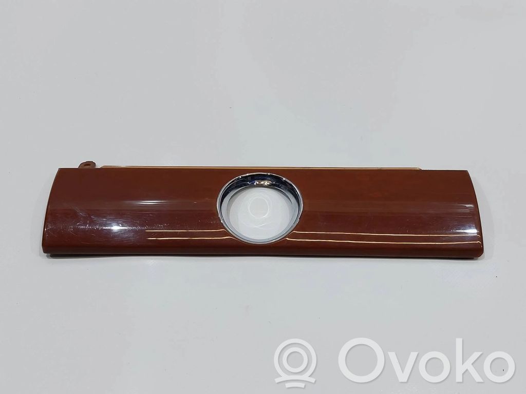 Volkswagen Phaeton Panel trim 