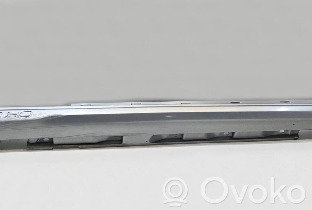 Volvo C30 Kynnys 