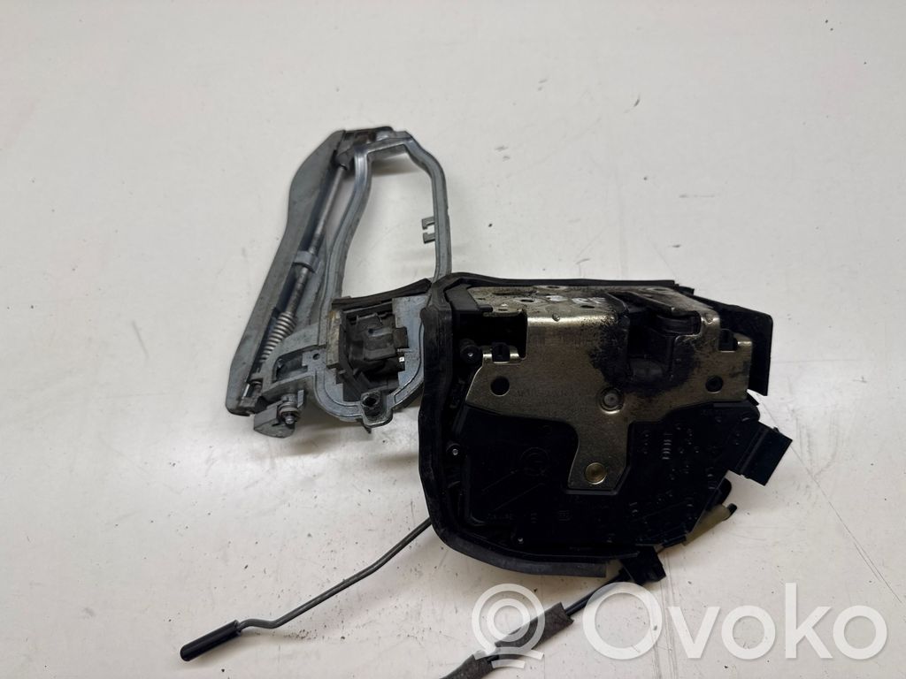 BMW X5 E53 Etuoven lukko 