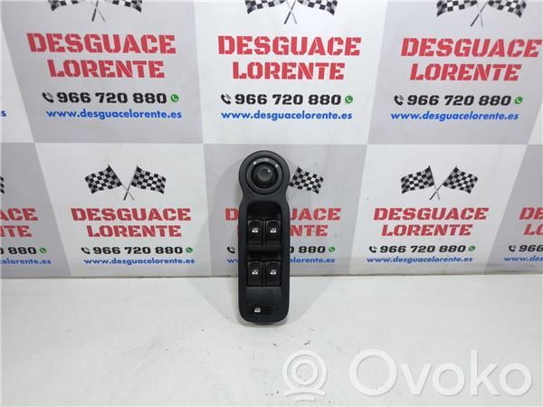 Interruptor del elevalunas eléctrico   8200379694A