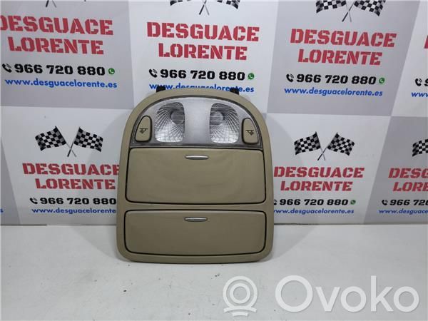 Hyundai Santa Fe Etuistuimen valo 