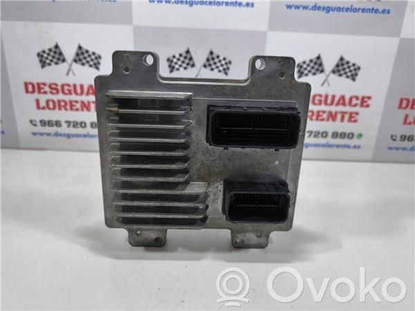 Opel Meriva B Engine control unit/module 
