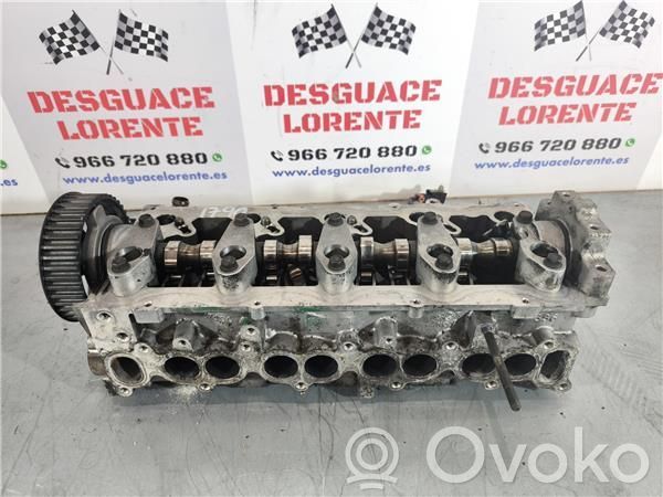 Volkswagen PASSAT B7 Engine head 