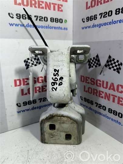 Front door upper hinge   804000005R