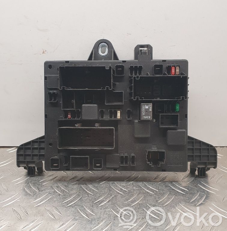 Opel Astra J Komforto modulis 