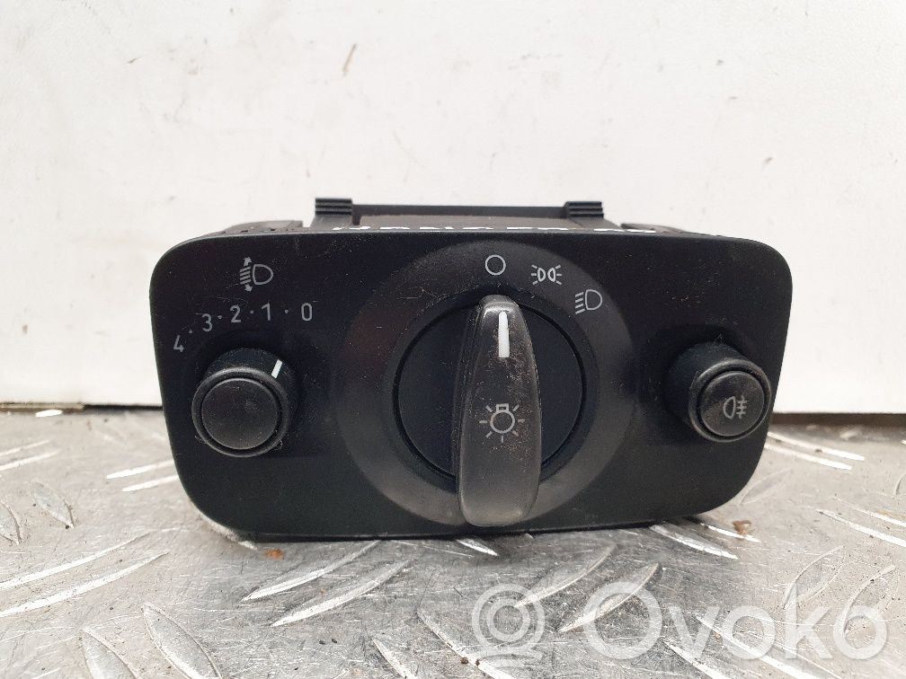 Ford Mondeo MK IV Light switch 