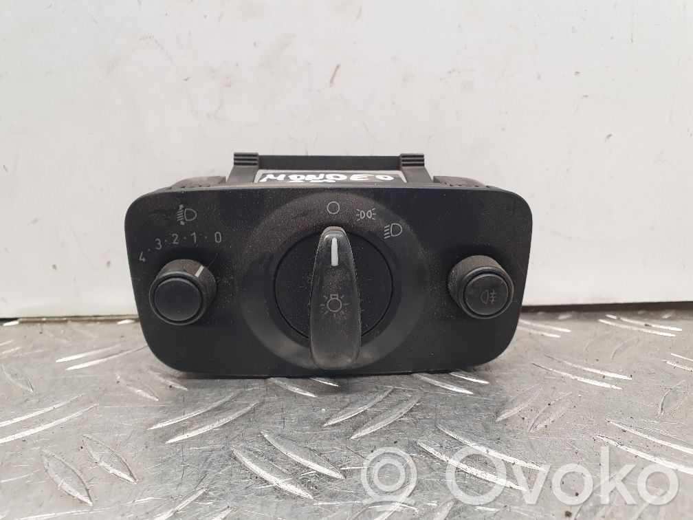 Ford Mondeo MK IV Light switch 