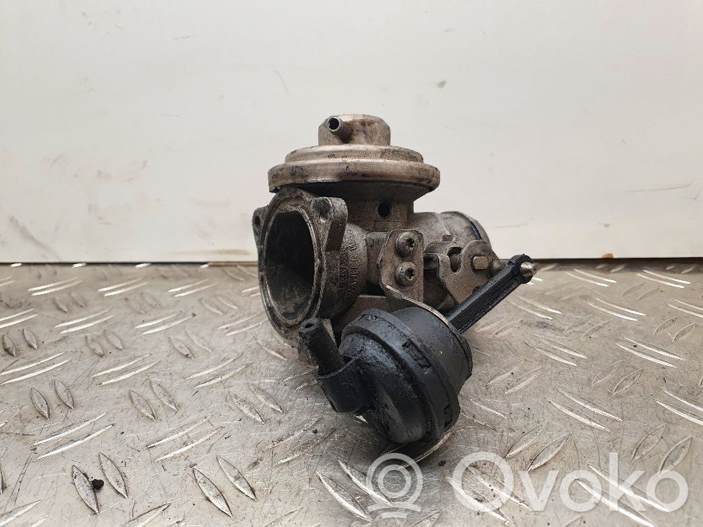 Volkswagen PASSAT B5.5 EGR vārsts 